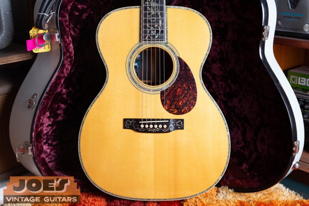 Authentic Martin 000-28 Guitar in Excellent Condition